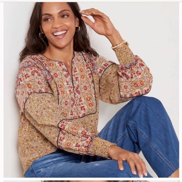 EVEREVE Eva Mixed Floral Peasant Top Medium - Picture 2 of 13